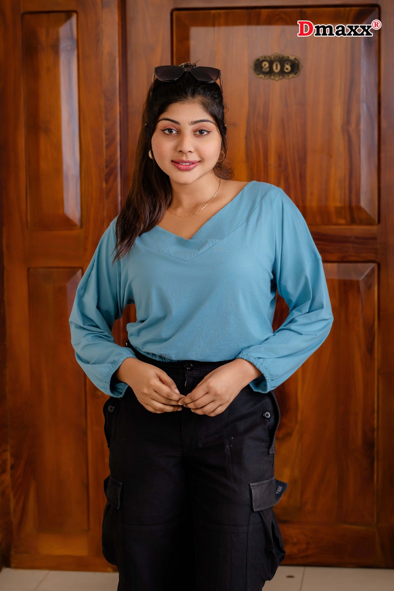 Skyline V-Neck Crop T-Shirt 🌊💙