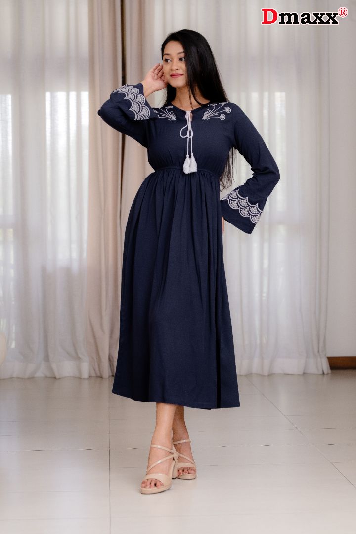 Royal Embroidered Long Sleeve Dress 🌀