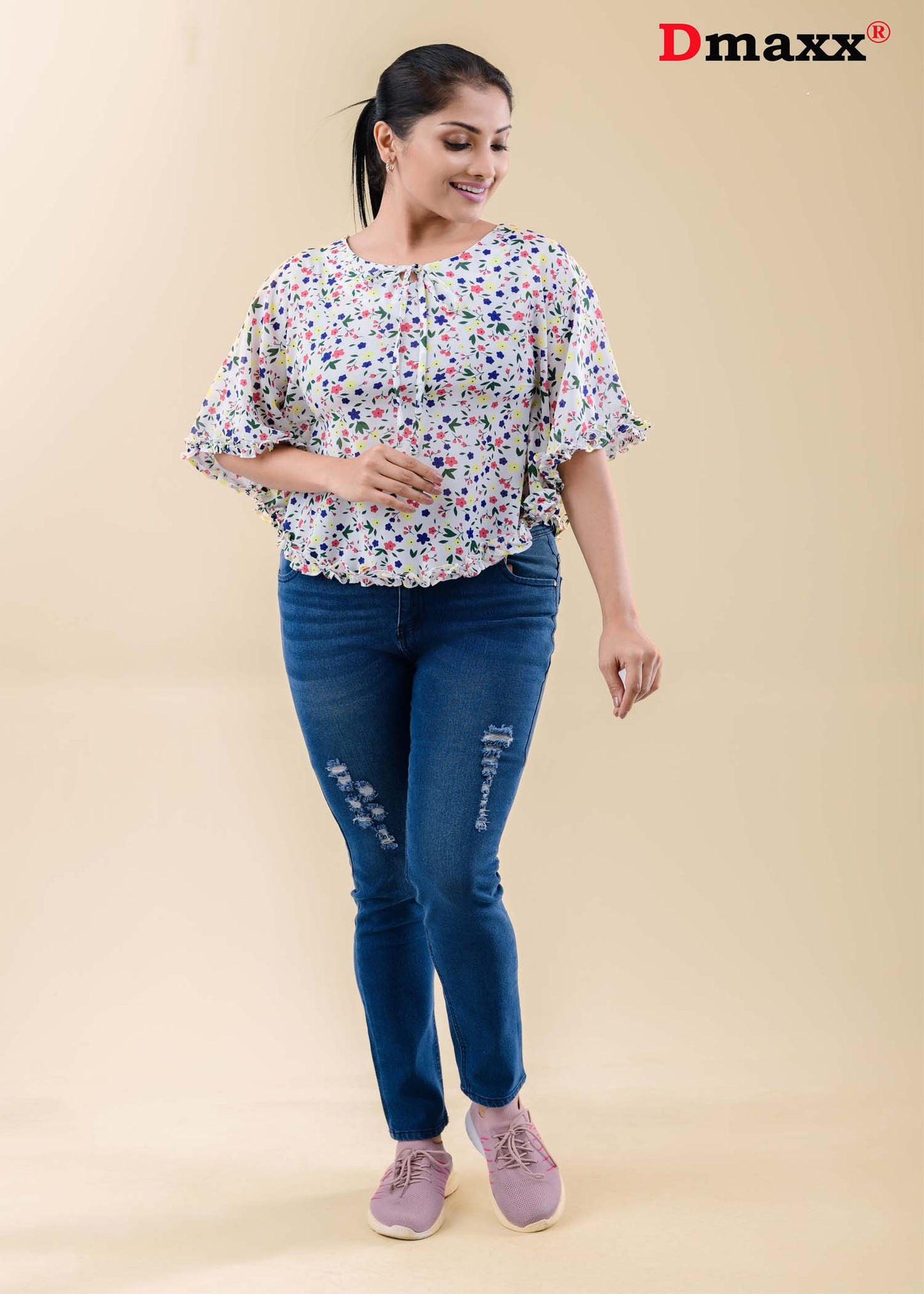 Disty Floral Round Neck Kaftan.