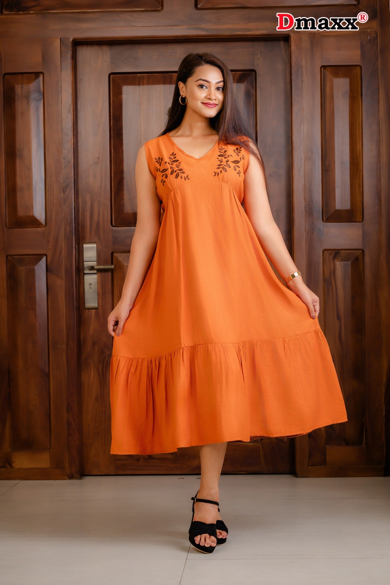 Sleeveless Flare Dress 🧡💫