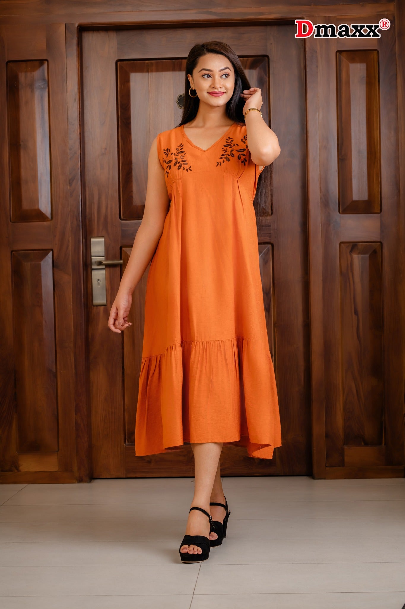 Sleeveless Flare Dress 🧡💫