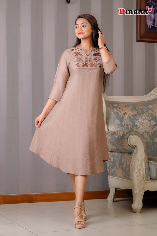 Floral Embroidered Dress 🏵🤎