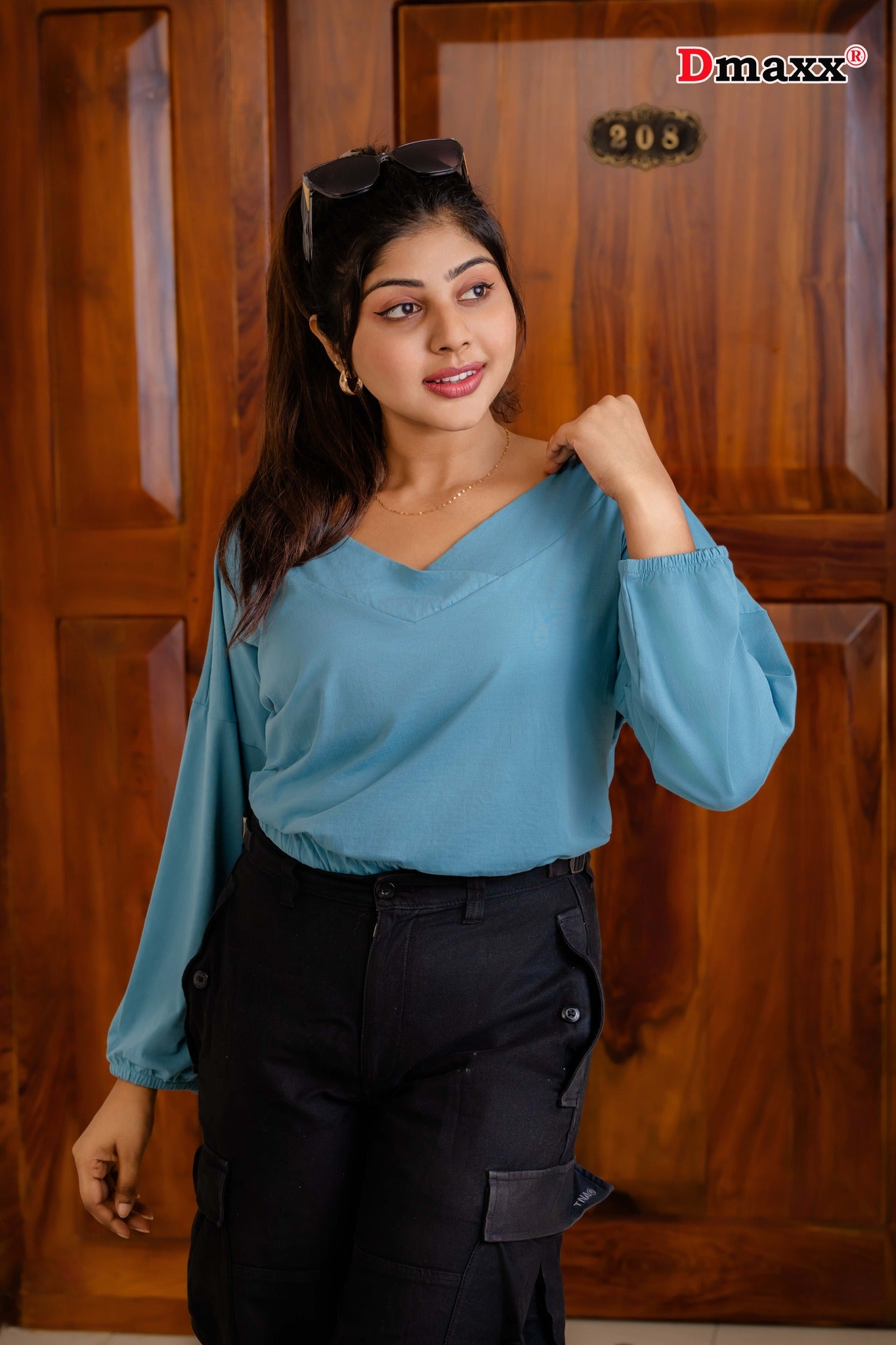 Skyline V-Neck Crop T-Shirt 🌊💙